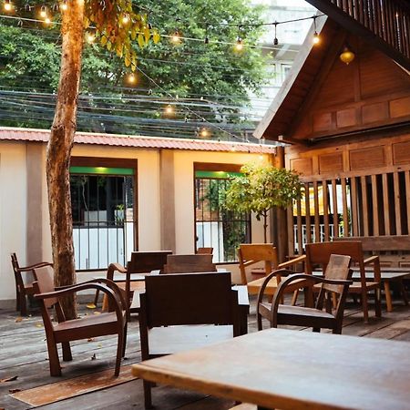 Pak Chiang Mai Hotel Exterior photo